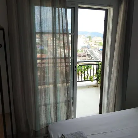 Apartment House Agapi *